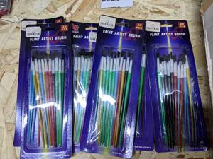 lot 123 image: (120) Paint Artist Brushes