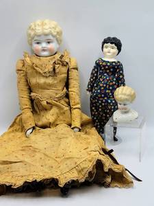 lot 7029 image: 22 VtgAntique Blonde China Head Doll with Original Dress, Blonde China Head  Vtg Small China Head Doll