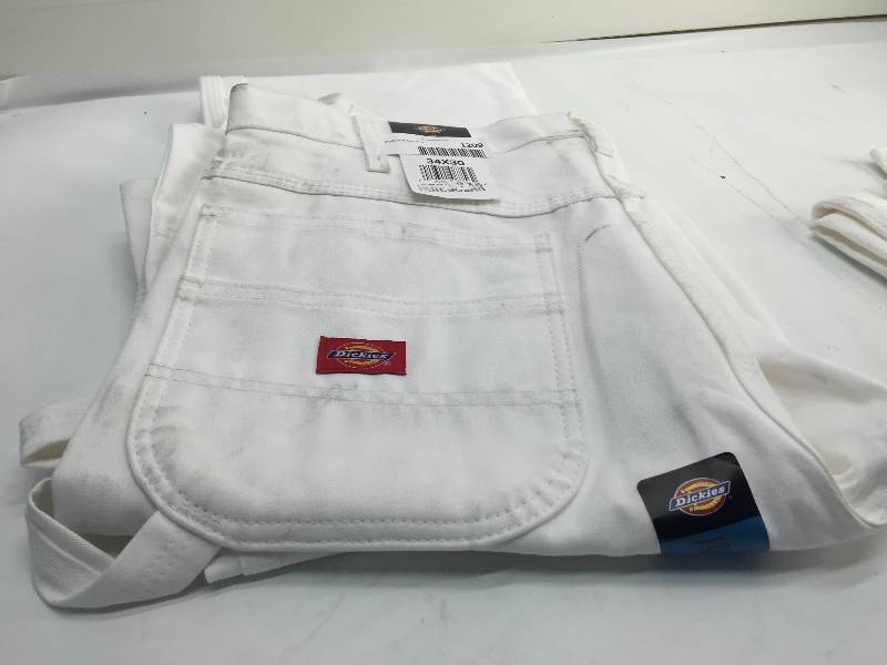 lot 1209 image: SIZE 34X30 WHITE DICKIES RELAXED FIT