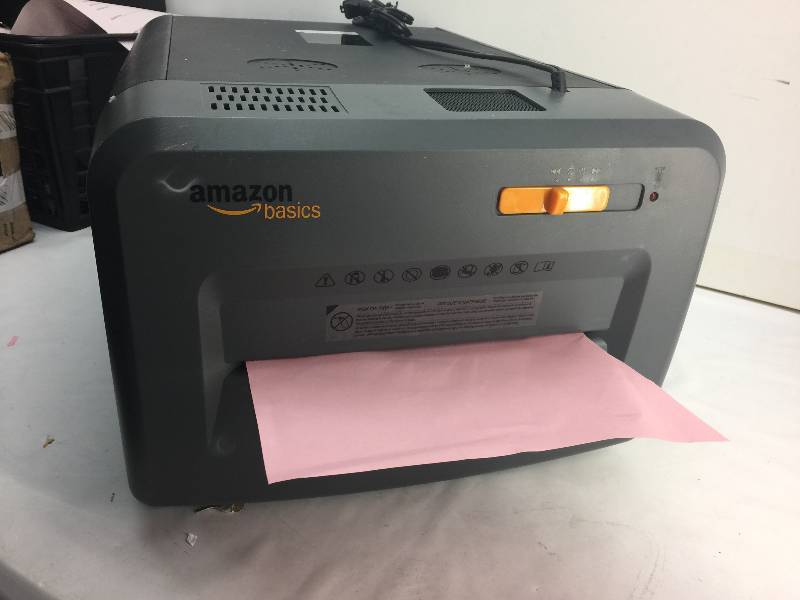 lot 1178 image: Basic Paper Shredder  Credit Card shredder