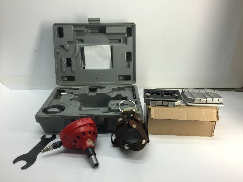 lot 1121 image: lot of 2 outside outlet caseing and a central pneumatic nailer