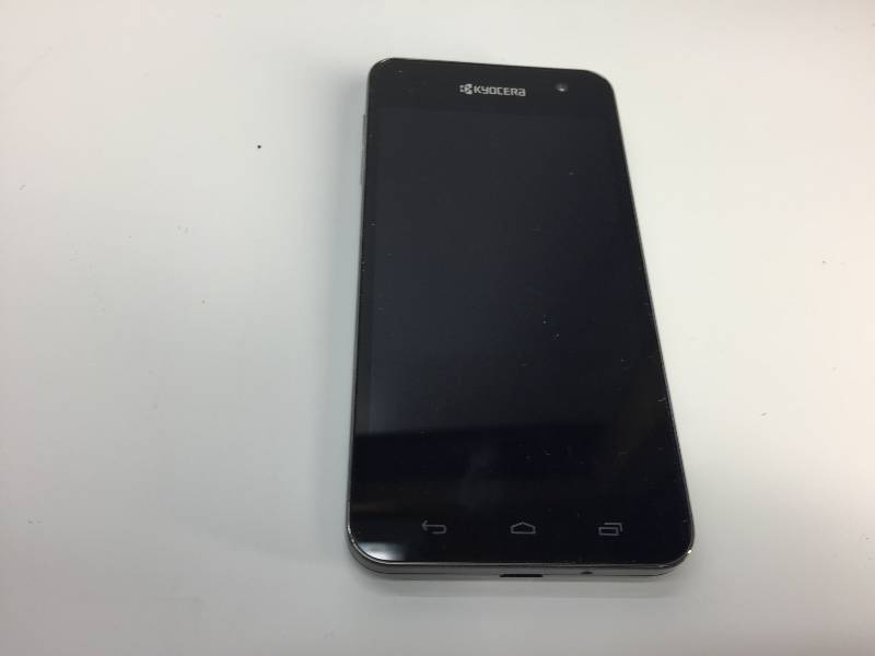 lot 1076 image: sprint kyocera cell phone works (no charger)