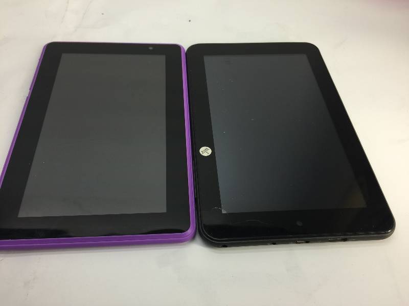 lot 1052 image: LOT OF 2 TABLETS (UNTESTED)