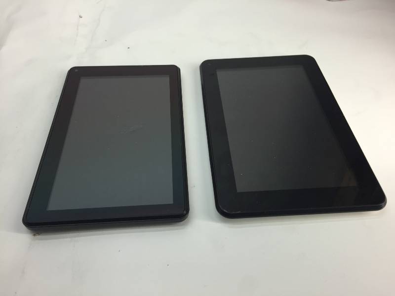 lot 1049 image: LOT OF 2 TABLETS (UNTESTED)