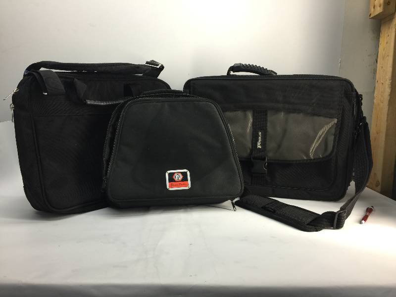 lot 1192 image: lot of 2 bags
