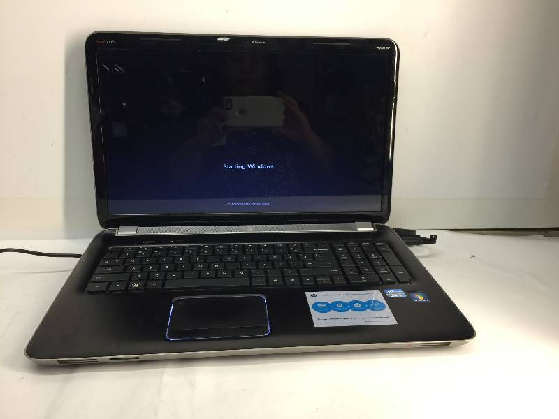 lot 1001 image: HP PAVILION DV7-6123CL (i5 - 4GB - 500GB - 17.3 LED SCREEN WIN7)