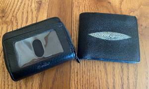 lot 5149 image: Mens STINGRAY Wallet and Womens Buxton Wallet - STINGRAY & BUXTON