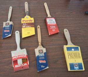 lot 5049 image: Lot of 6 Paint Brushes - NEW in packages various sizes and materials