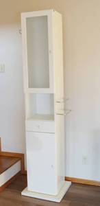 lot 5052 image: Vintage Italian SAVINI Bathroom Cabinet on Rotating Base - Almost 7 feet tall