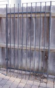 lot 5068 image: Wrought Iron Fence Panel - So Versatile