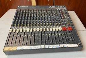 lot 8252 image: Commercial Soundcraft Spirit FX16 Mixing Digial Effects Processor