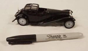 lot 93009 image: Collectible Metal Royale 1930 Car, Made in France