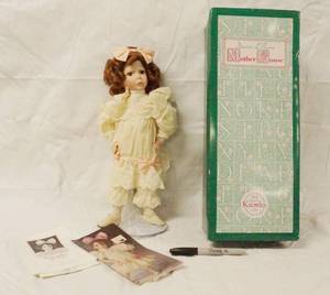 lot 93034 image: Vintage Original Dianna Effners Mother Goose Doll w Original Box