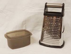 lot 93035 image: Kitchen Aid Shredder