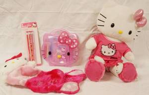 lot 93049 image: Lot of Hello Kitty Items