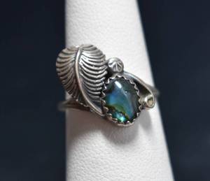 lot 64 image: Native American Handmade Leaf and Blue Stone Ring