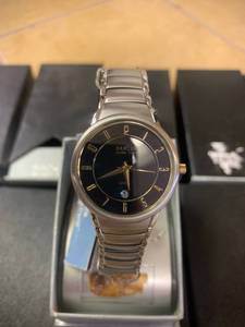 lot 151 image: Lot of 10 Ladies Hamlin BlackGold dial watch with date function
