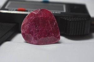 lot 81 image: 24.2 x 22.7 mm Pear Shaped Ruby