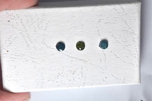 lot 85 image: .95cttw RBC Diamonds, 2 blue and 1 green