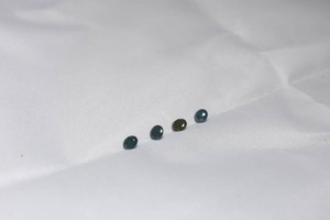 lot 87 image: 1.11cttw RBC Diamonds, 3 blue  1 green