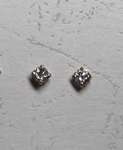 lot 101 image: .5cttw Diamond Earrings in 14k White Gold