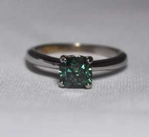 lot 103 image: 1.05cttw Cushion Cut Diamond in 14k White Gold