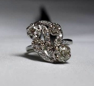 lot 105 image: 2.75ctw OLD MINE CUT Diamond Cocktail Ring in 14k White Gold