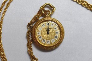 lot 140 image: Ladies Bucherer Swiss Pendant Pocket Watch, Gold Plated