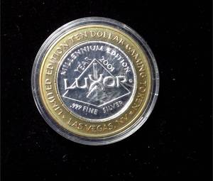 lot 297 image: Luxor Casino $10 Gaming Token