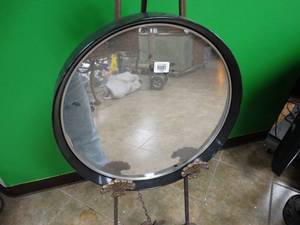 lot 17443 image: Round Mirror