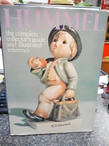 lot 4 image: Hummel the Complete Collectors Guide & Illustrated Reference vintage book