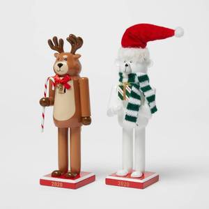lot 58 image: 8 Reindeer & Polar Bear Nutcracker - Wondershop