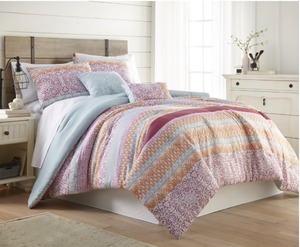lot 4105 image: Porch &amp Den Grabel 5-piece Queen Comforter Set