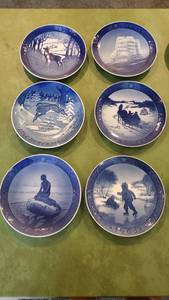 lot 19017 image: Royal Copenhagen Christmas Plates