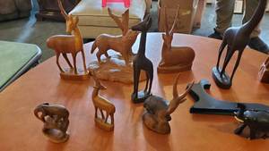 lot 19021 image: Wood Carved Animals