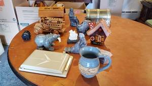 lot 19023 image: Home Decor Items