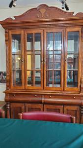lot 19052 image: Wood Hutch