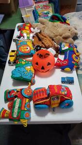 lot 19078 image: Kids Toys