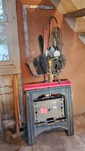 lot 19149 image: Saw Horses, Tool Belt, Sledge Hammers and More
