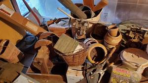 lot 19161 image: Large Lot Of Various Items