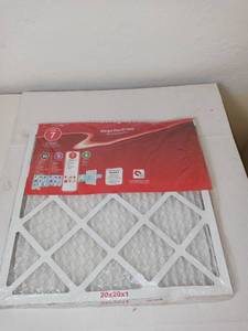 lot 15 image: Honeywell 20 x 20 x 1 Allergen Plus Pleated FPR 7 Air Filter