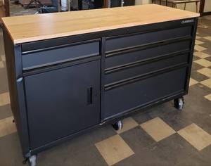 lot 20 image: HUSKY Heavy Duty 5-Drawer 62 in Work Bench on Wheels