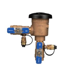 lot 39 image: Zurn 1-720A Wilkins Pressure Vacuum Breaker 1-Inch Assembly