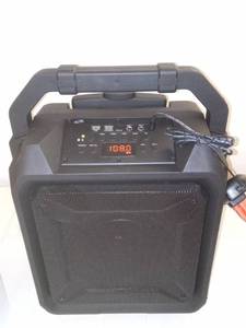 lot 10 image: iLive Wireless Tailgate Speaker, ISB659B