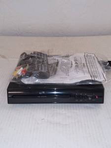 lot 125 image: Ilive D200bi Dvd Player - Wcables And Remote Control Open Box