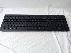 lot 151 image: HP K3500 Wireless Keyboard Brand New Authentic HP H6R56AA#ABA