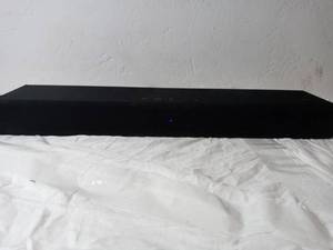 lot 338 image: Vizio 20  Soundbar 2.0 system