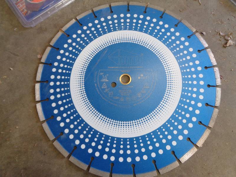 lot 41 image: New Concrete Saw Blade