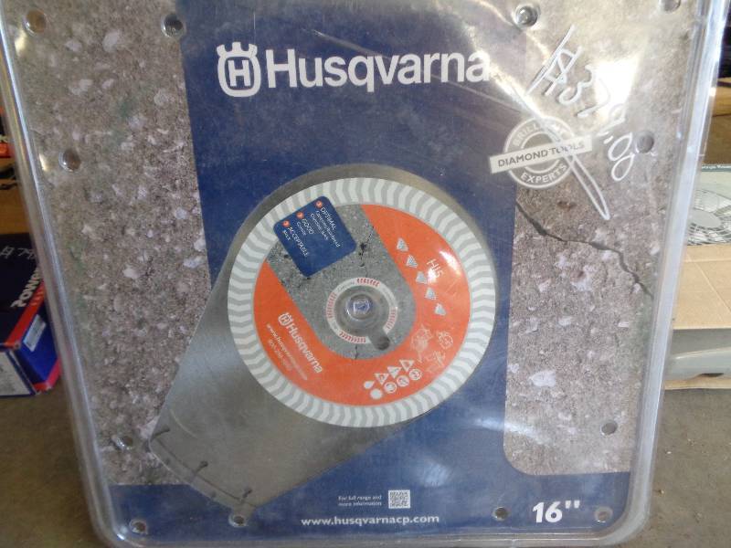 lot 42 image: Concrete Saw Blade