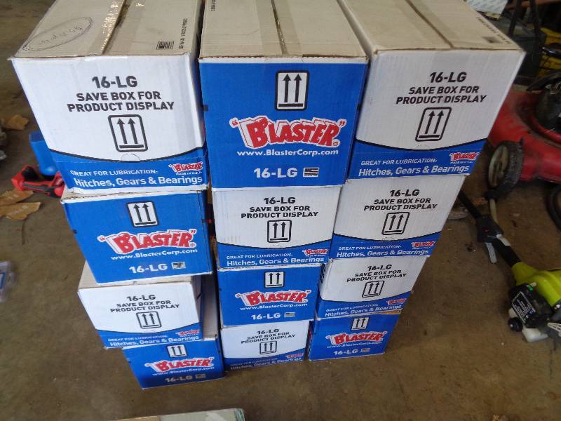 lot 46 image: Pallet of Lithium Grease